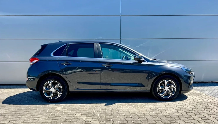 Hyundai I30 cena 104200 przebieg: 10, rok produkcji 2024 z Słupsk małe 106